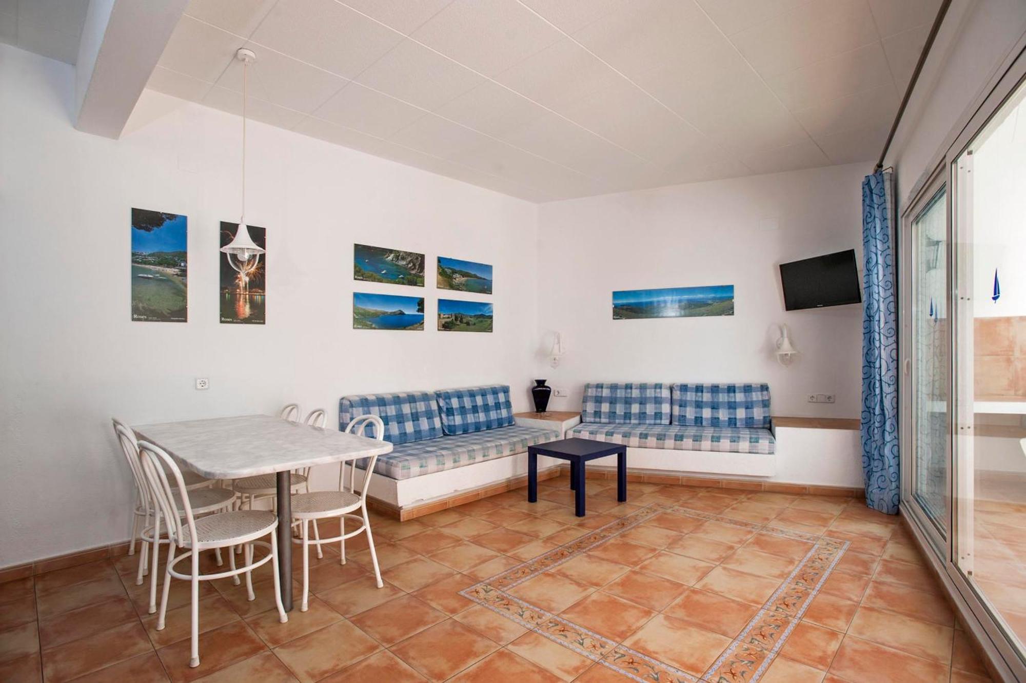 Apartaments El Berganti En Canyelles Petites Roses Exteriér fotografie